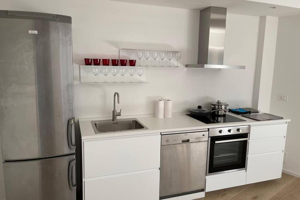 Loft 81, Incantevole, Ampio, In Zona Panoramica Ancona Eksteriør billede